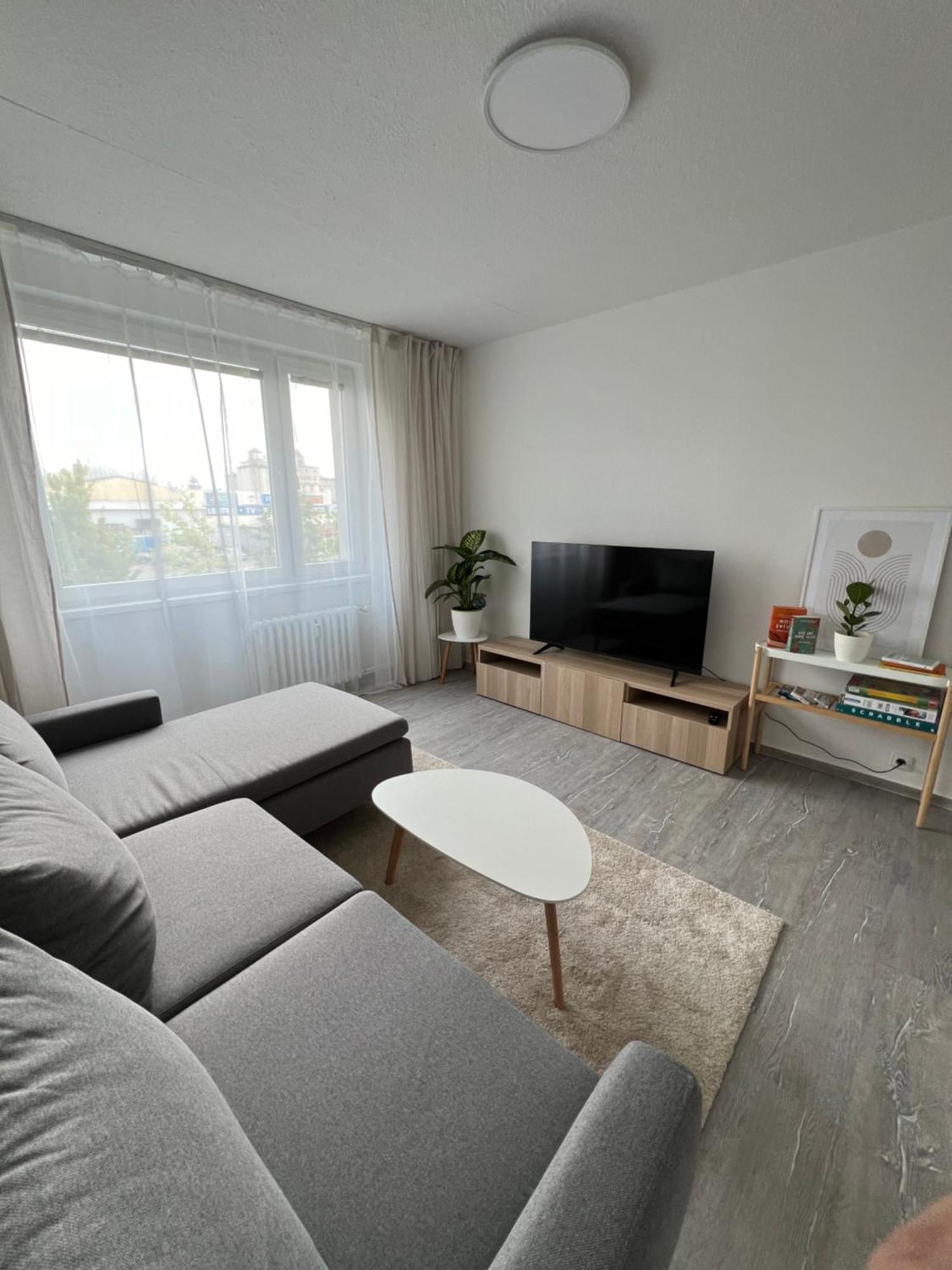 Ren Apartment Znojmo Ngoại thất bức ảnh